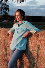 Load image into Gallery viewer, Renmark Womens Half Button Shirt
